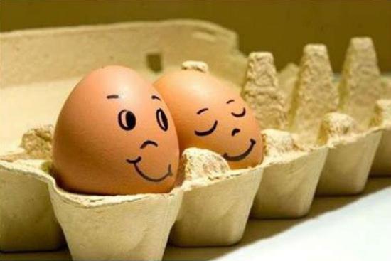 Eggs Couple