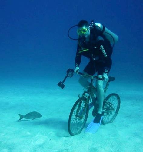 Cycling on Ocean Bed