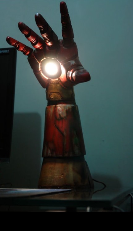 Iron Man Table Lamp