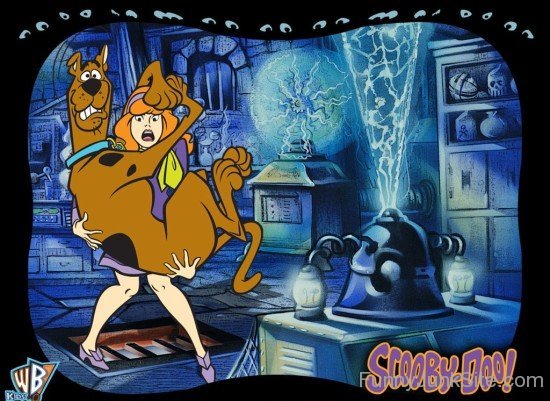 Funny Daphne And Scooby Doo