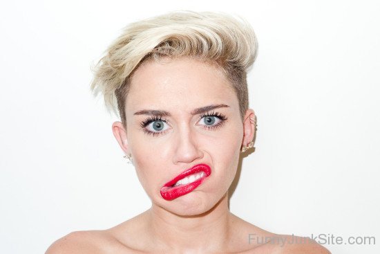 Funny Image Of Miley Cyrus