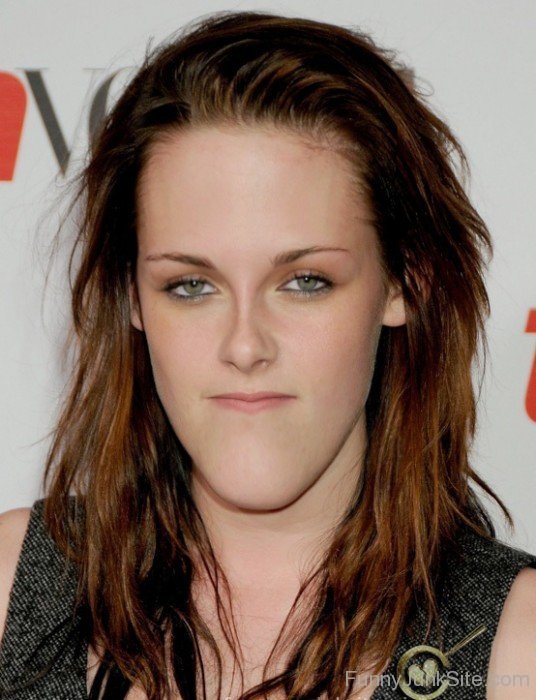 Funny Kristen Stewart Face