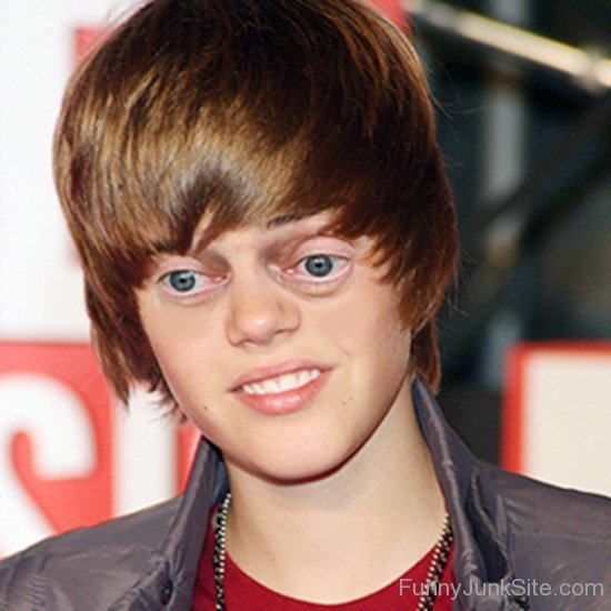 Justin Bieber Funny Eyes