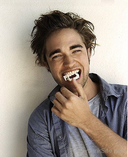 Robert Pattinson Funny Teeth