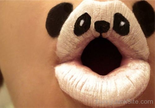 Lips Panda
